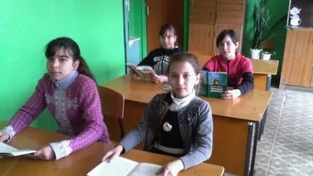 Из тысячи планет земли прекрасней нет-  экологический час